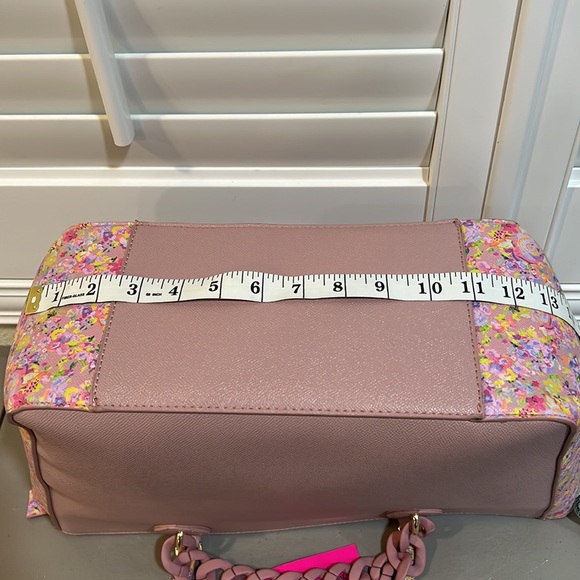 Betsey Johnson Tote - Picture 14 of 16